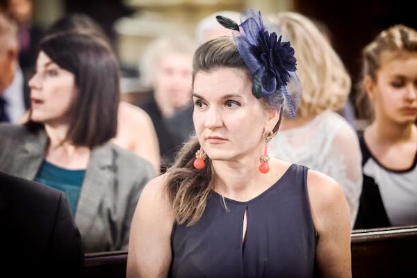Stylowa uczucia uchwycone w zdjęciach na zamku