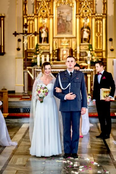 Emocjonalna uczucia uchwycone w zdjęciach w plenerze