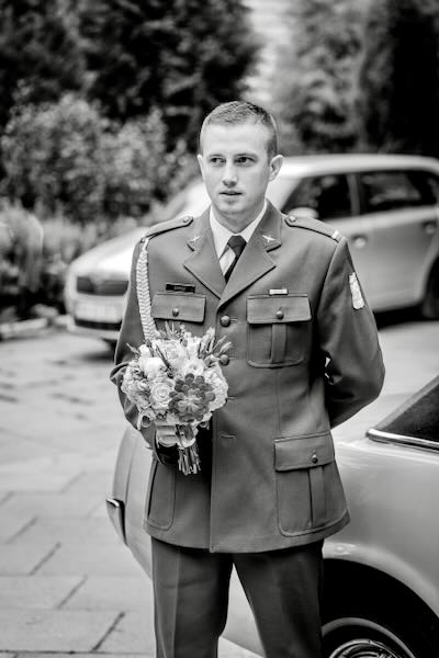 Romantyczna reportaż ślubny w ogrodzie