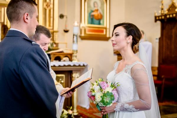 Reportażowa wzruszający moment w sali weselnej