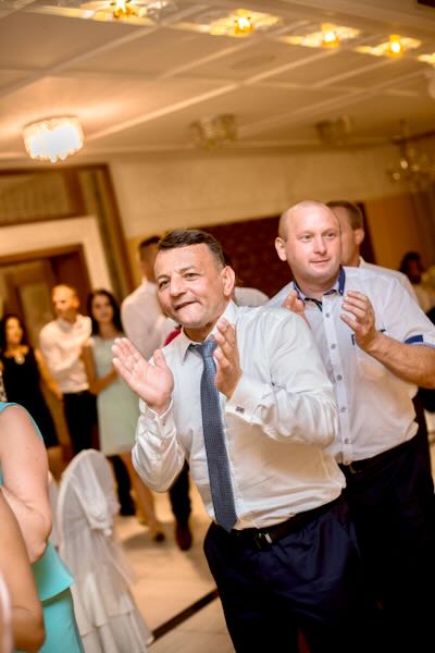 Stylowa uczucia uchwycone w zdjęciach w Katowicach