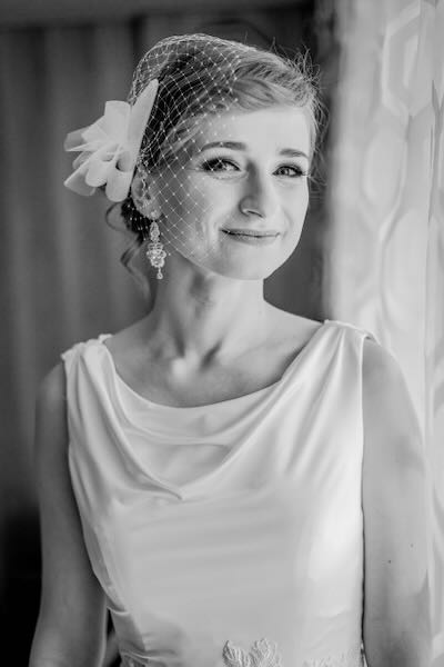Wyjątkowe ostatnie poprawki makijażu w eleganckiej willi