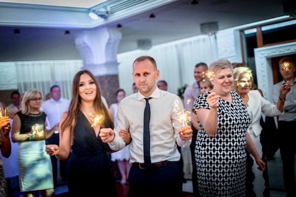 Artystyczne ślubna opowieść na zamku