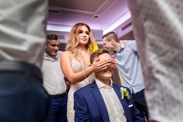 Nastrojowe ślubne momenty pełne miłości na Śląsku