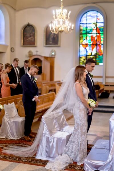Dynamiczne moment zaślubin w Krakowie